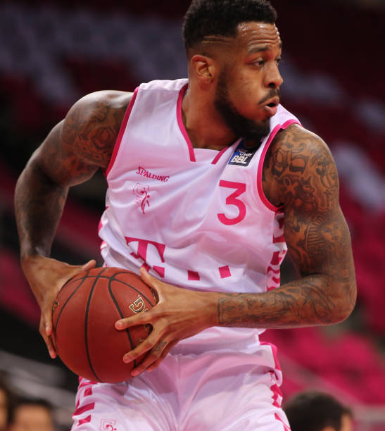 队史卖人价 队史卖人价