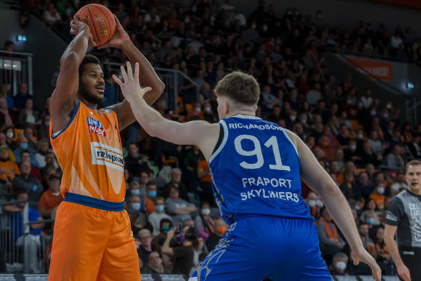 在充满挑战 在充满挑战