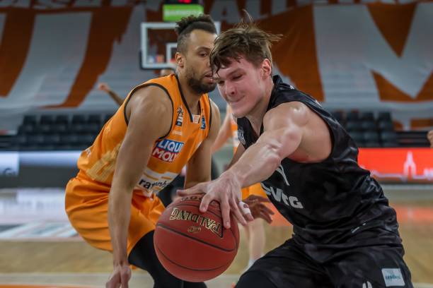 统计数据上 统计数据上