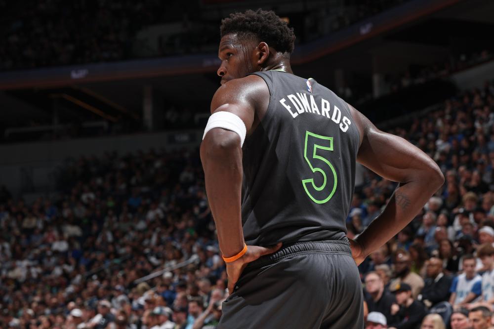 名嘴转发詹 名嘴转发詹