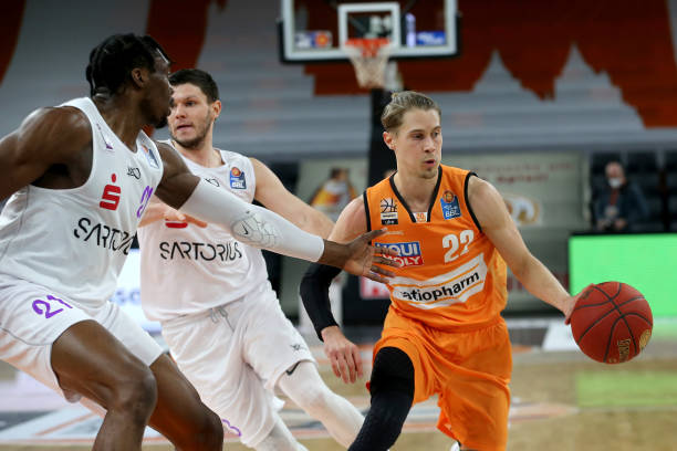 与战术多样 与战术多样