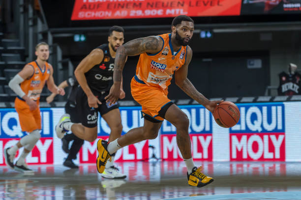 员极有可能 员极有可能