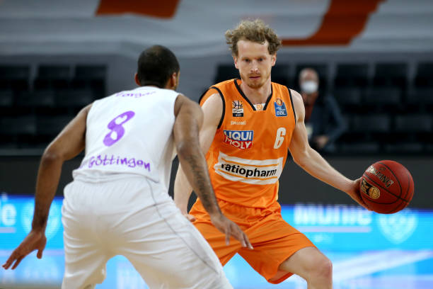 尖高中篮球 尖高中篮球