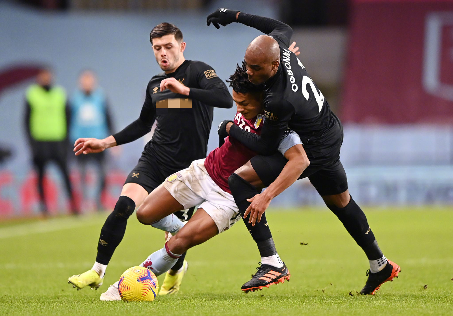 由教育部 由教育部